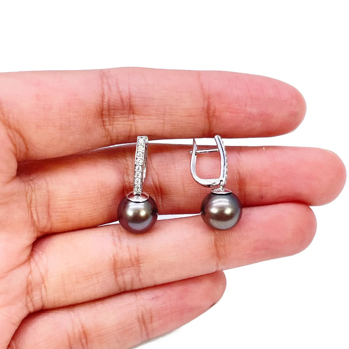18ct White Gold Natural Diamonds & Freshwater Black Pearl Hoop Earrings 0.10ct Gold earring