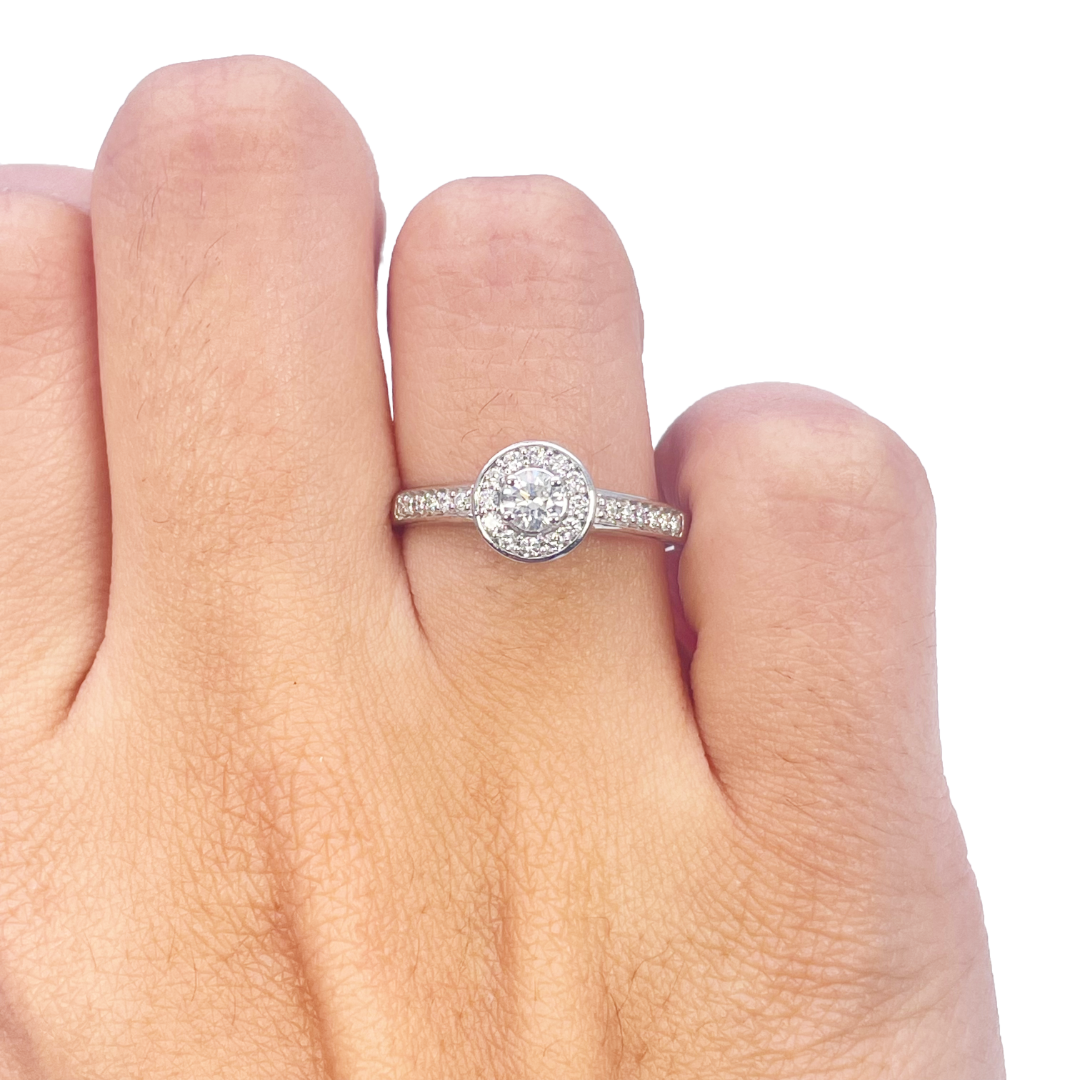 18ct White Gold Natural Diamond Halo Ring Pav� Solitaire Cluster Ring 0.34ct