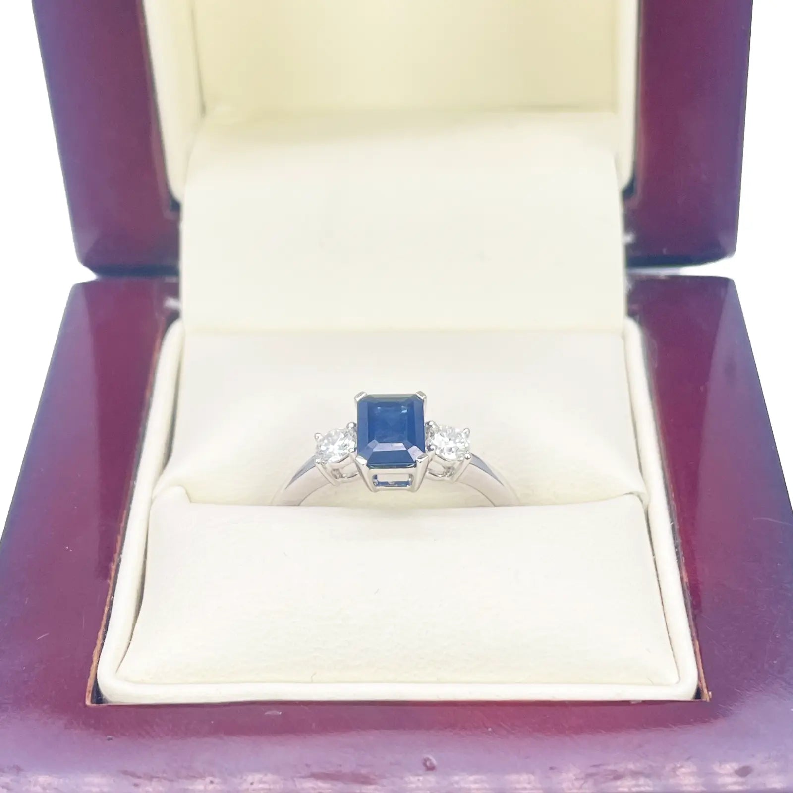 18ct Gold Sapphire Diamond Ring Natural Round & Emerald Cut Three-Stone 1.47ct  Diamond Ring