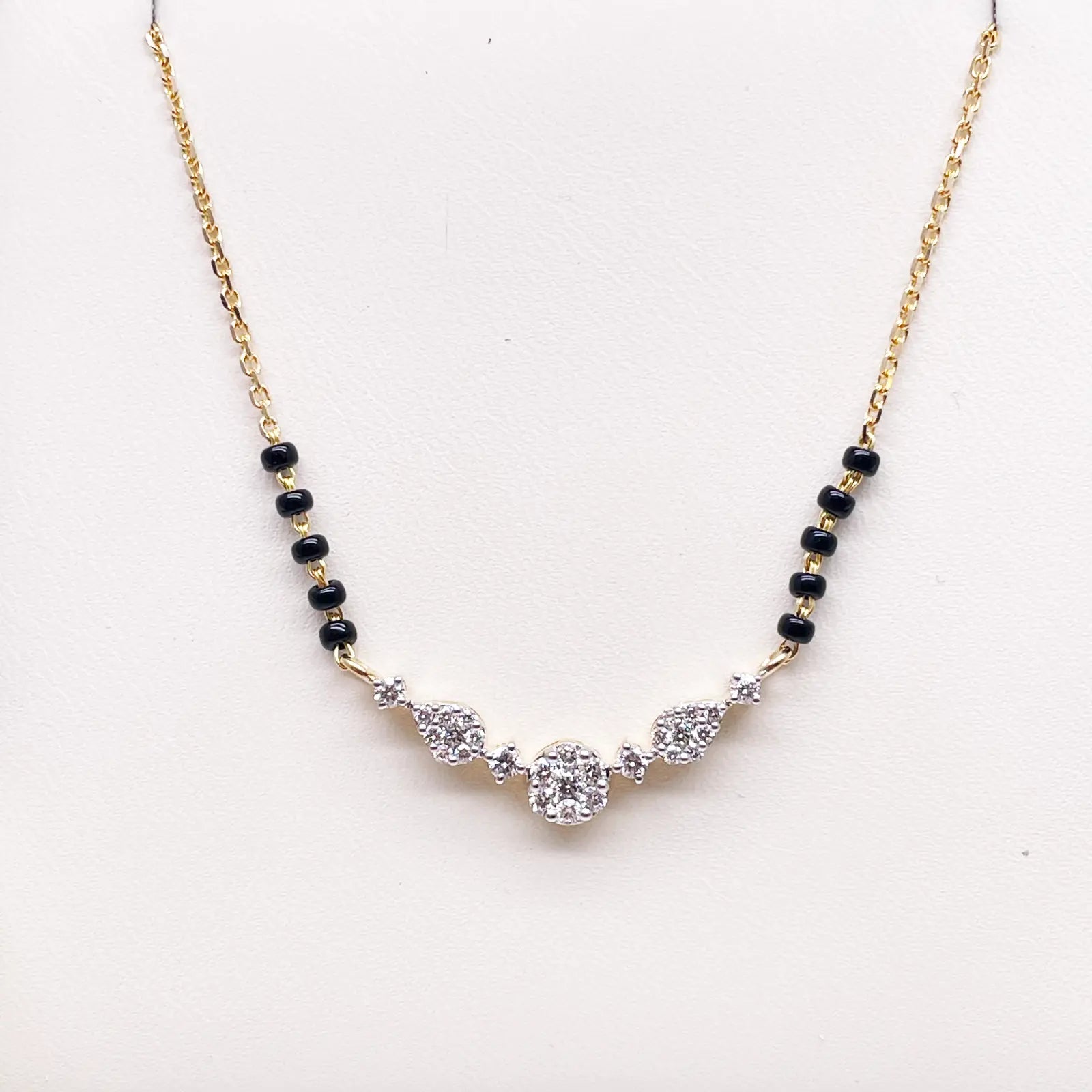 18ct Yellow Gold Natural Diamond 0.51ct Round & Pear Pendant Mangalsutra Necklace IGI Certified  Mangalsutra Chains