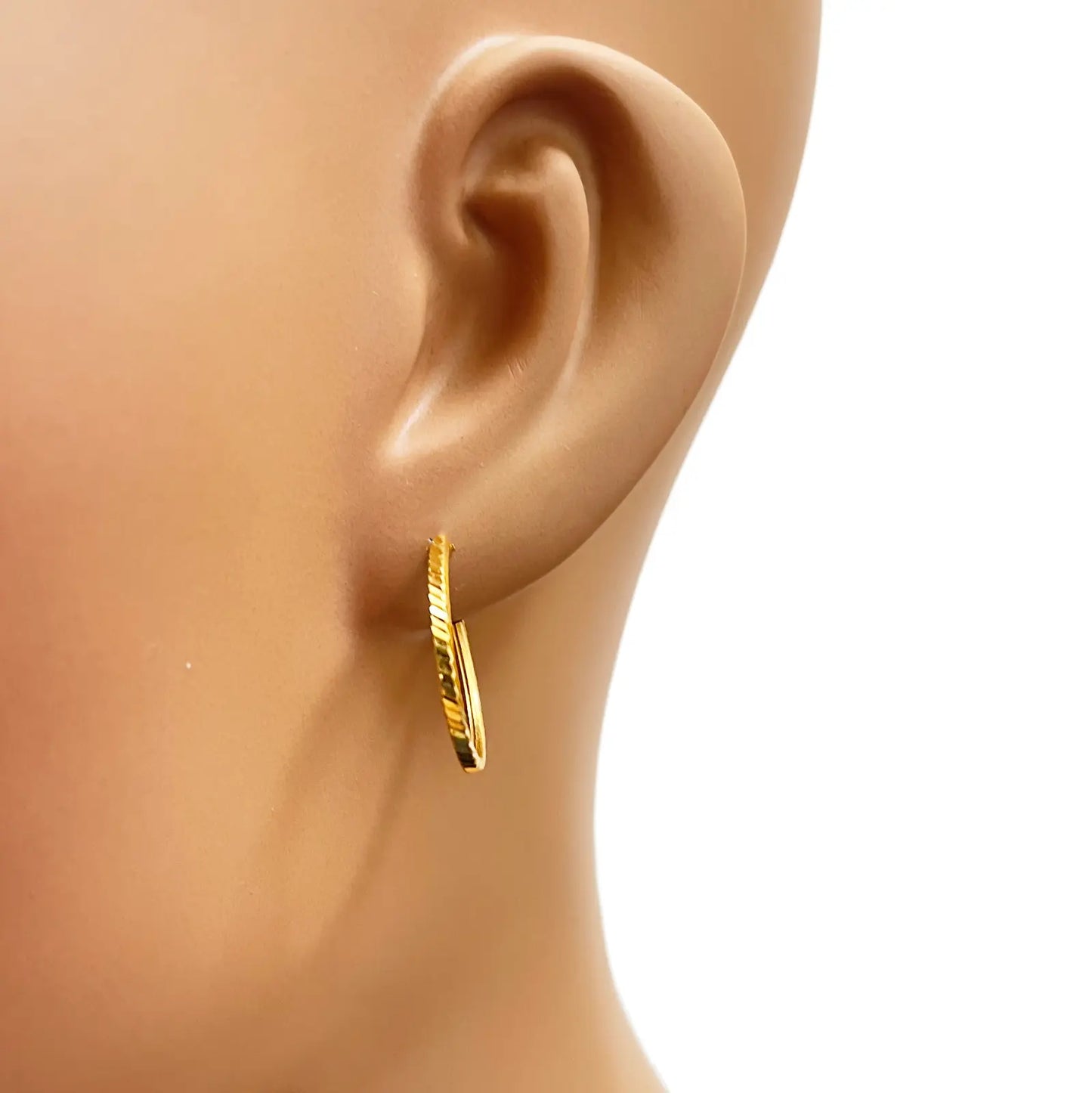 22ct Gold Diamond-Cut High-Polish Hoop Earrings ? 14mm Diameter  Gold Hoop Earrings