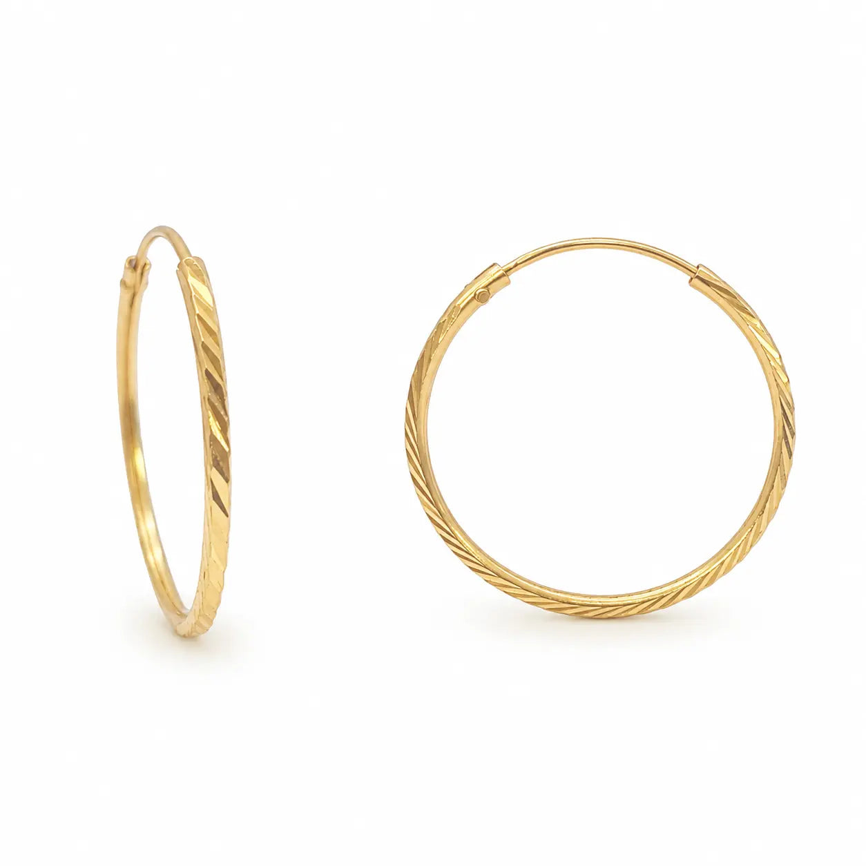 22ct Gold Diamond-Cut High-Polish Hoop Earrings ? 22mm Diameter  Gold Hoop Earring