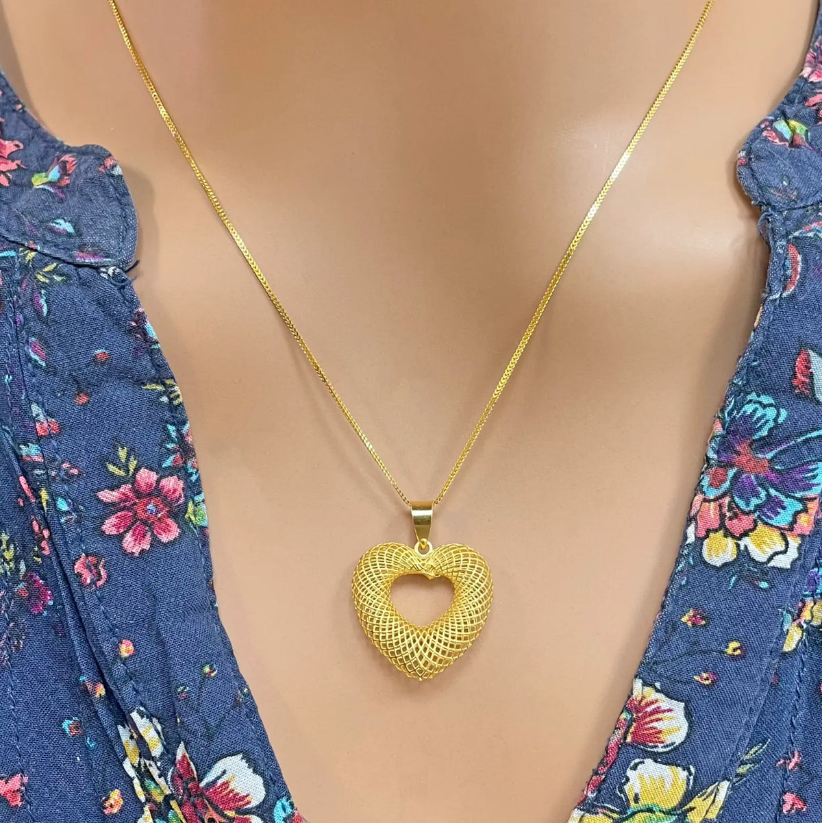 22ct Yellow Gold Mesh Matt Big Heart Pendant 22mm Length 