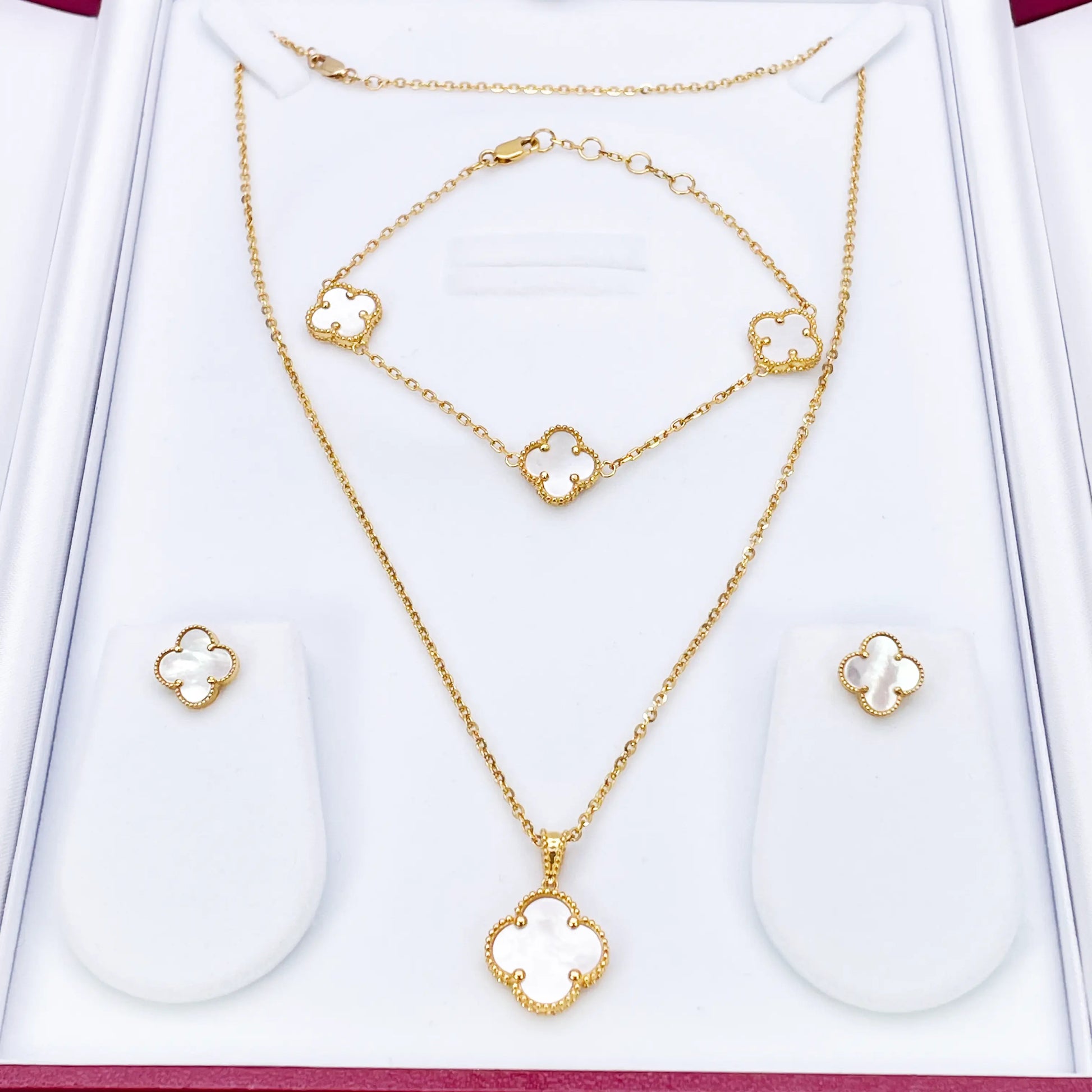 22ct Yellow Gold Mother Of Pearl Clover Necklace, Bracelet & Matching Earrings Set  Diamond Bracelets