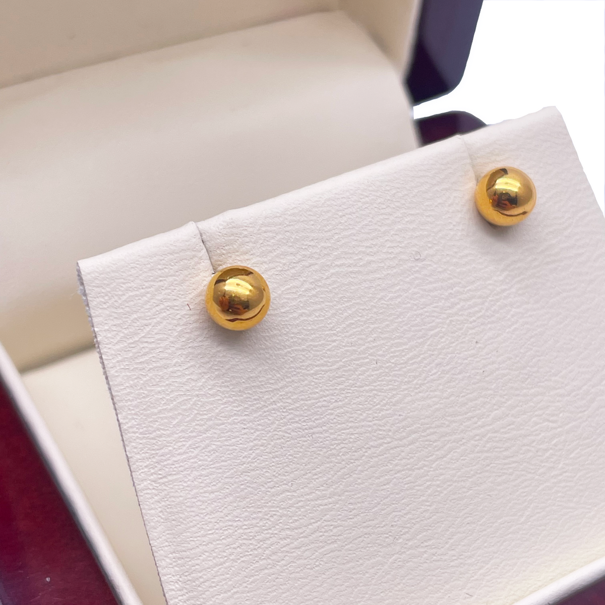Ohrstecker 5 mm Kugel, hochglanzpoliert, 22 Karat Gelbgold