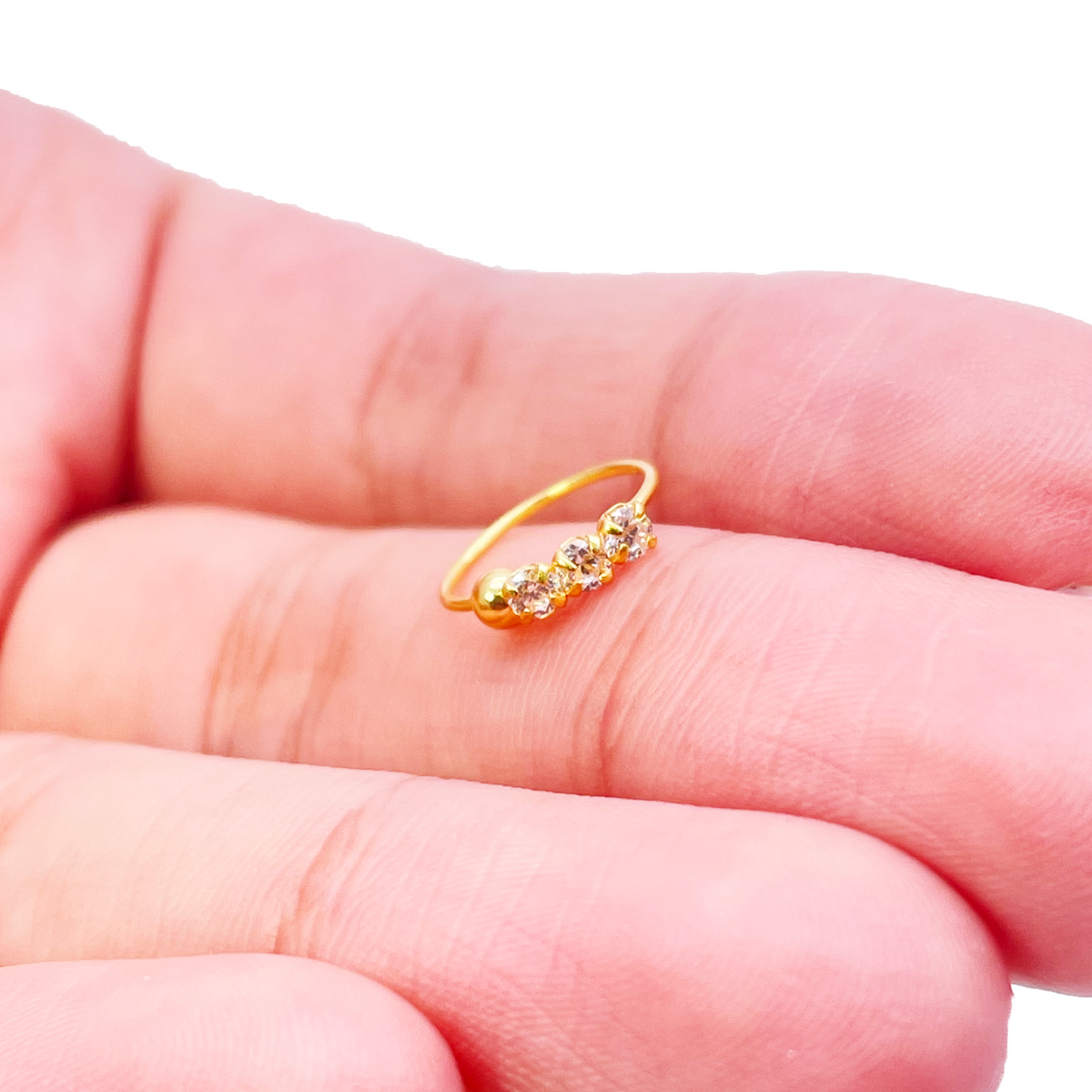22 Karat Gelbgold Wunderschöner kleiner Creolen-Nasenring 8,4 mm Durchmesser