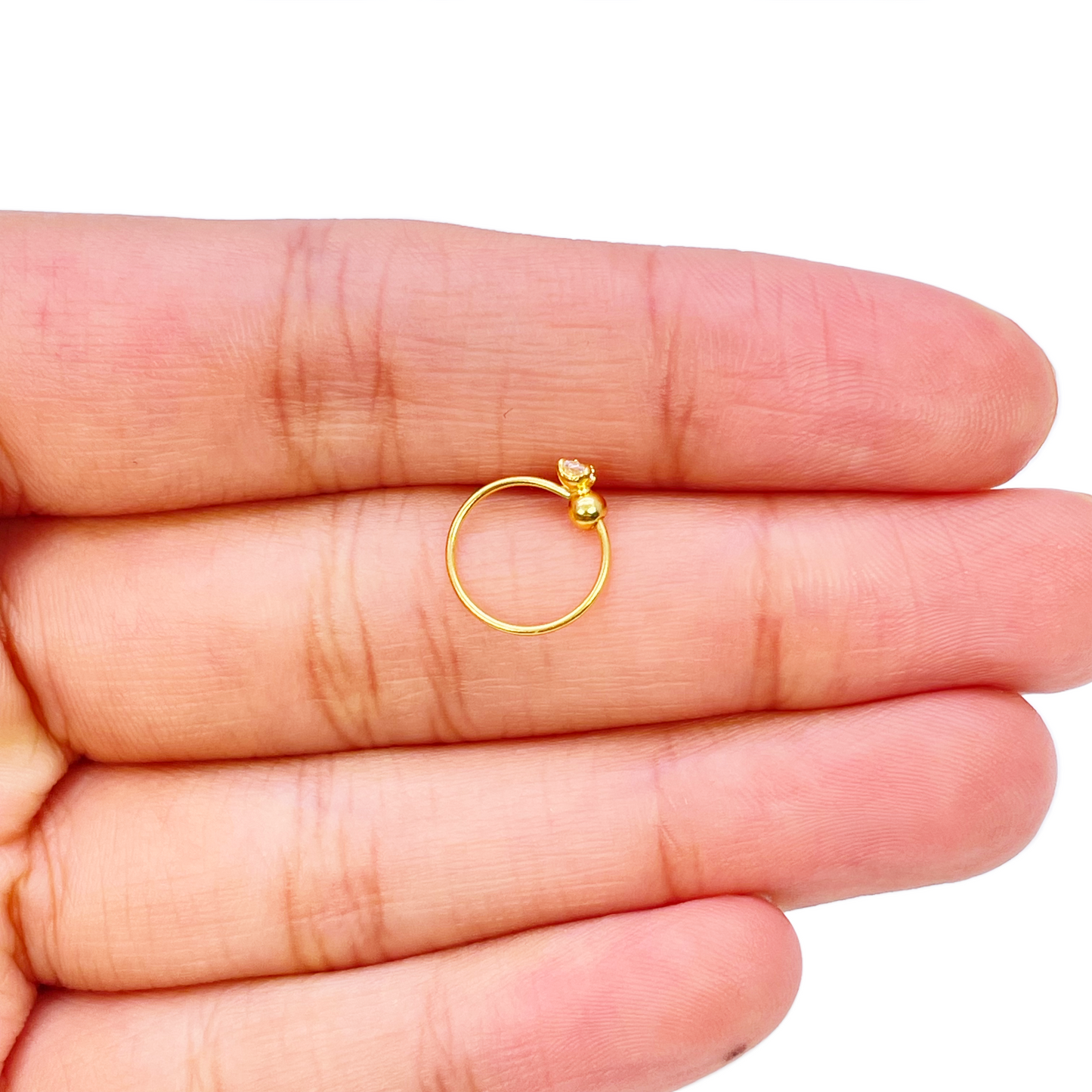 22 Karat Gelbgold wunderschöner, kleiner Huggie Nasenpiercing Ring 8,8mm