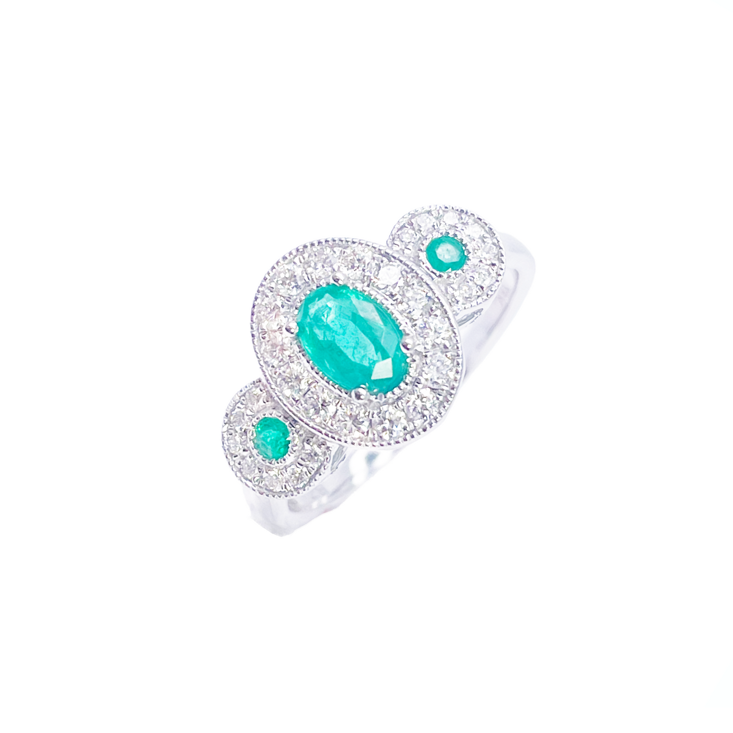 18 Karat Gold Ring mit natürlichen Smaragden und Diamanten, rund & oval geschliffen, 0,80 ct