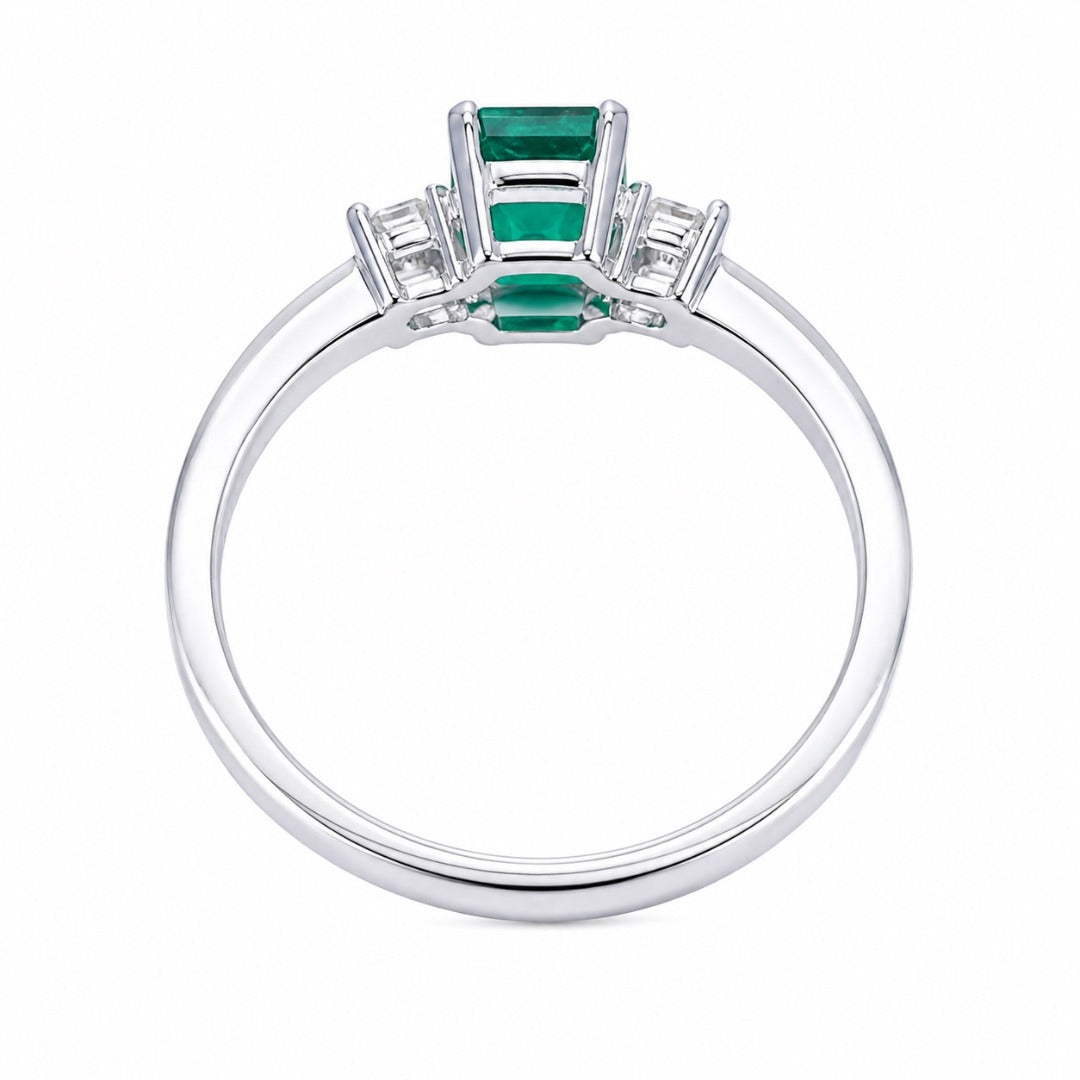 18 Karat Gold Smaragd Diamant Ring Natürlicher Baguette- & Smaragdschliff 0,75 Karat