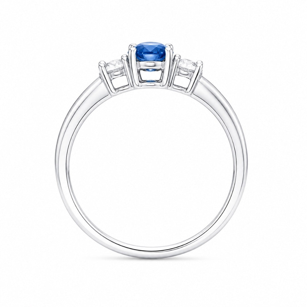 18 Karat Gold Saphir Diamant Ring Drei-Steine Rund & Oval Schliff 0.65 Karat