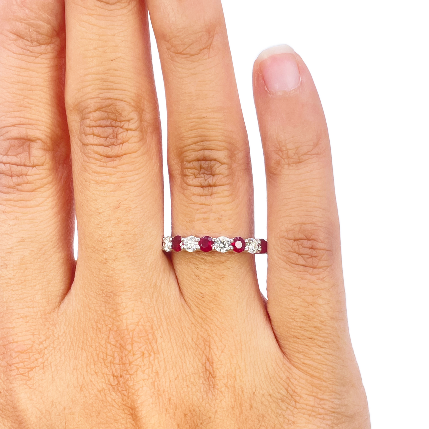 18 Karat Gold Natürlicher Runder Diamant & Rubin Halb-Eternity Stapelring 1,05 Karat