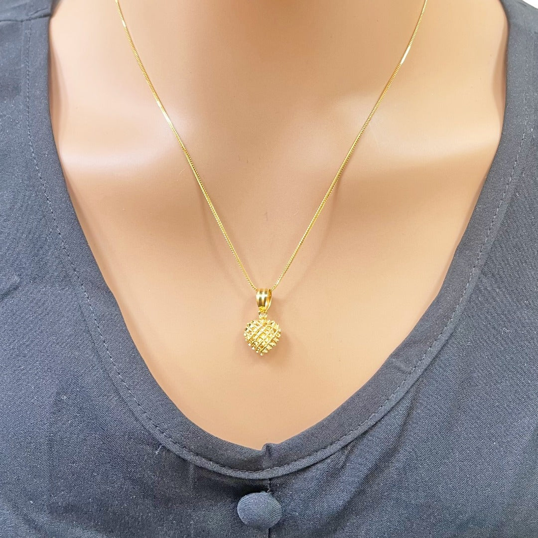 22 Karat Gold Herzanhänger Diamantgeschliffenes Netz Hochglanzpoliert 18 mm Länge
