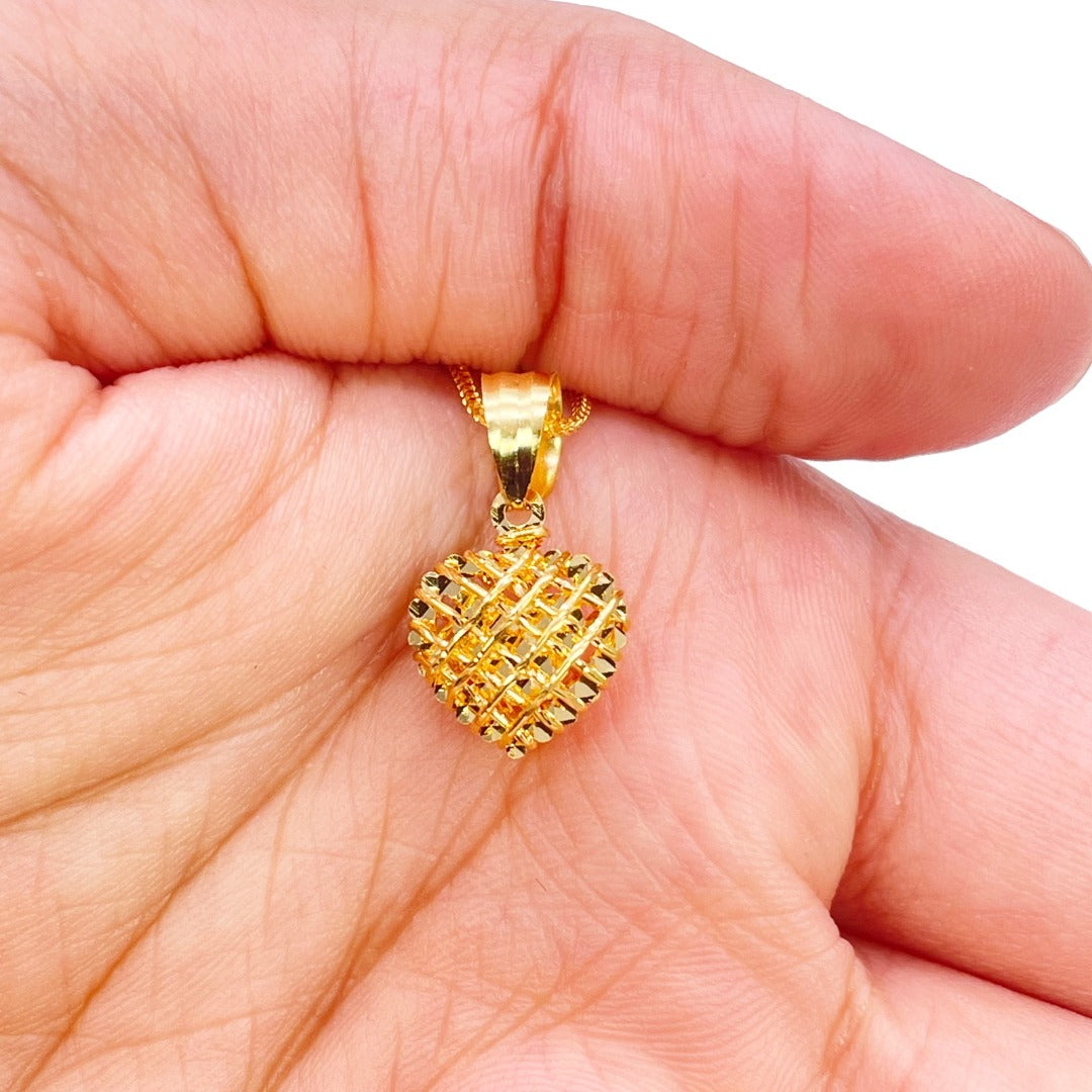 22 Karat Gold Herzanhänger Diamantgeschliffenes Netz Hochglanzpoliert 18 mm Länge