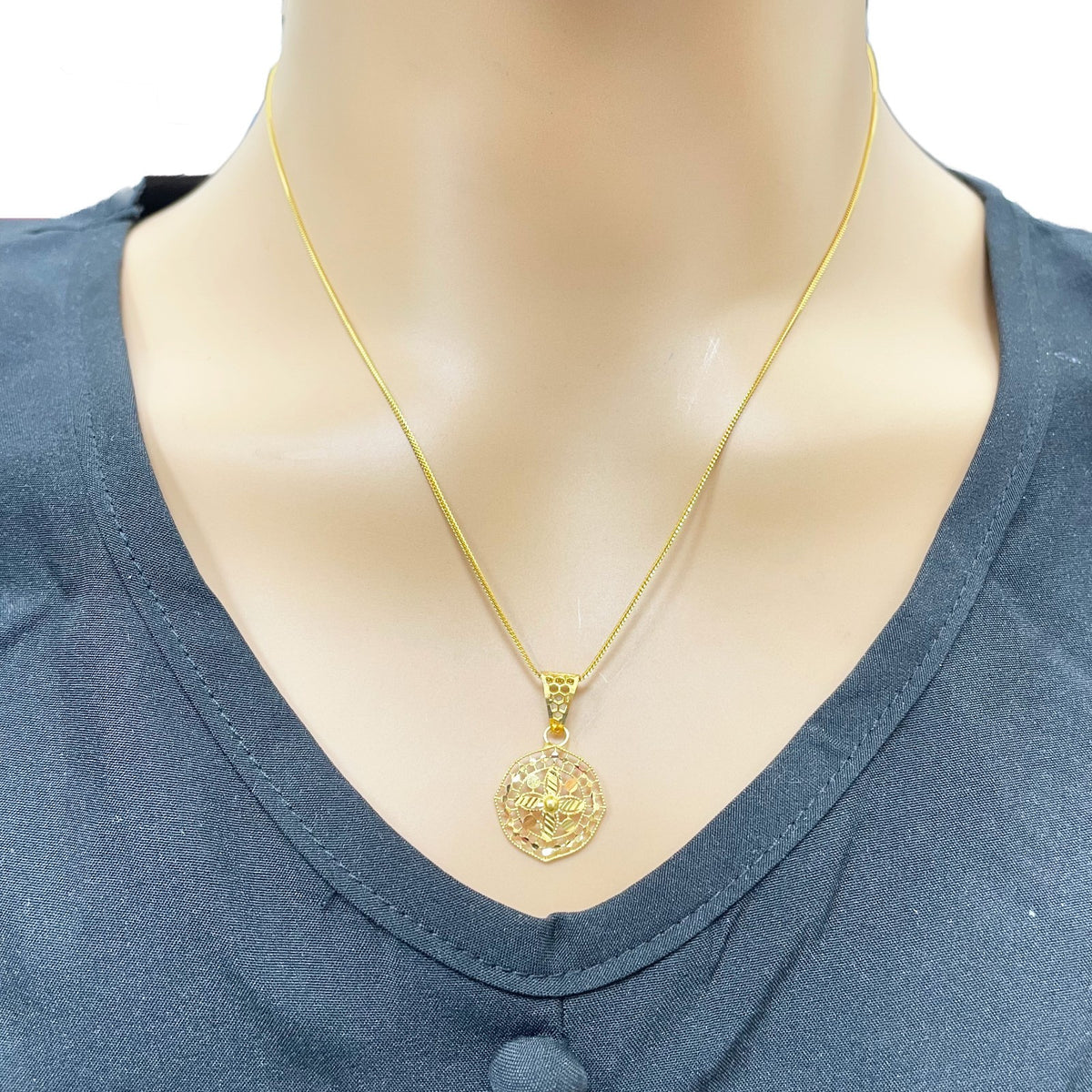 22ct Yellow Gold Floral Milgrain Honeycomb Octagonal Pendant