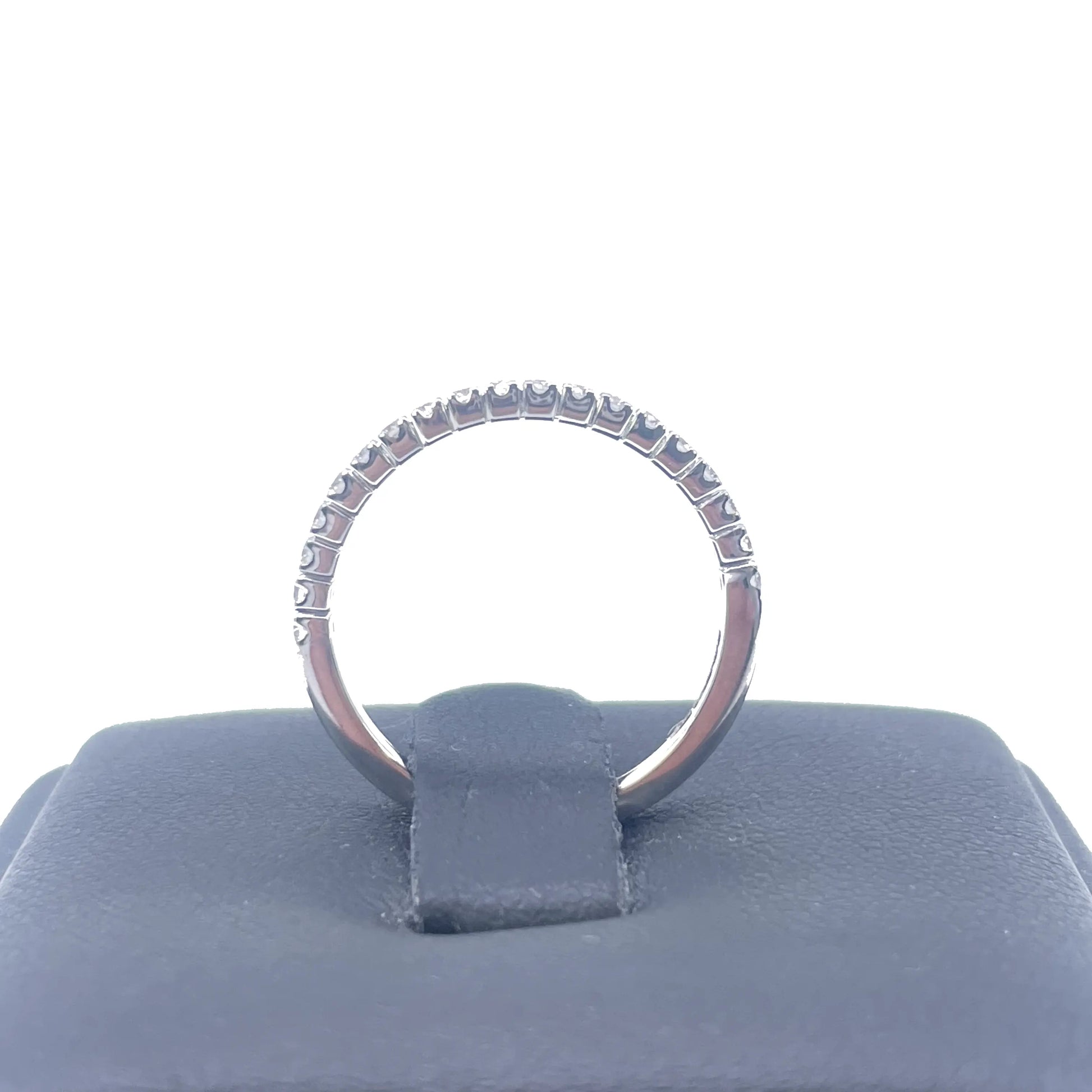 18ct White Gold Round Diamond Half Eternity Band Claw Set 0.26ct  Diamond Ring